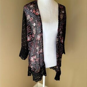 Black and Pink Floral Sheer Wrap kimono